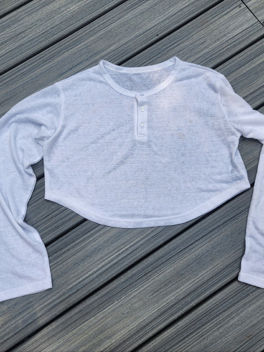 L Women's White Cropped Long-Sleeve Top